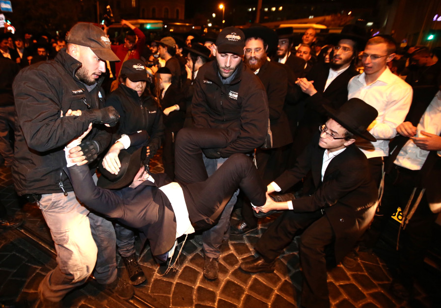 Extremist haredi men protest against jail sentences for draft dodgers. Photo By: MARC ISRAEL SELLEM/THE JERUSALEM POST Extremist haredi men protest against jail sentences for draft dodgers.