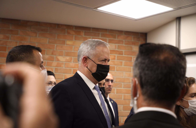 BENNY GANTZ arrives at the Knesset ahead of the vote and swearing in of the 36th government, June 13, 2021. (credit: MARC ISRAEL SELLEM/THE JERUSALEM POST) BENNY GANTZ arrives at the Knesset ahead of the vote and swearing in of the 36th government, June 13, 2021. (credit: MARC ISRAEL SELLEM/THE JERUSALEM POST)