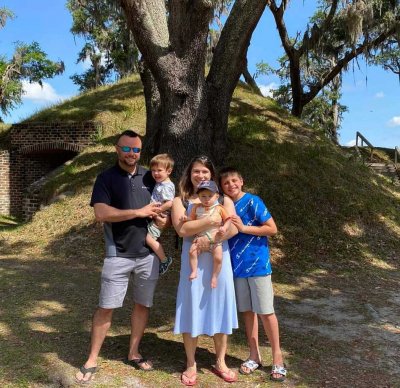 Sean Paul poses with his wife and three kids during a recent visit to Hunter Army Airfield to visit family. Photo courtesy of the author.