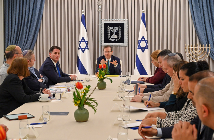 President Isaac Herzog leads the first round of judicial reform negotiations in the President's Residence in Jerusalem on March 28, 2023 (credit: KOBI GIDEON/GPO) President Isaac Herzog leads the first round of judicial reform negotiations in the President's Residence in Jerusalem on March 28, 2023 (credit: KOBI GIDEON/GPO)