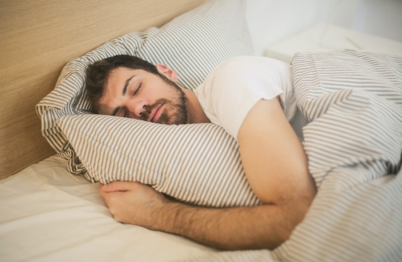 What's the best method you can use to get a good night of sleep? (illustrative) (credit: PEXELS) What's the best method you can use to get a good night of sleep? (illustrative) (credit: PEXELS)