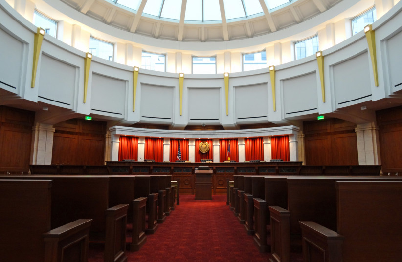 Colorado Supreme Court courtroom (credit: Wikimedia Commons) Colorado Supreme Court courtroom (credit: Wikimedia Commons)