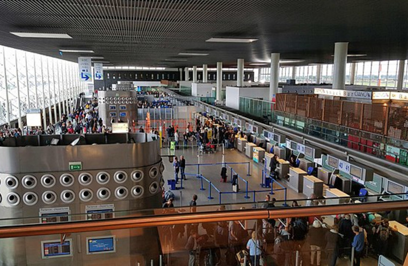 Check in at Catania Airport from where flights have been diverted, October 26, 2015 (credit: WIKIMEDIA) Check in at Catania Airport from where flights have been diverted, October 26, 2015 (credit: WIKIMEDIA)
